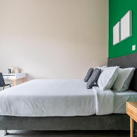 Snug By Zoia Living Apartment Athena Bagian luar foto