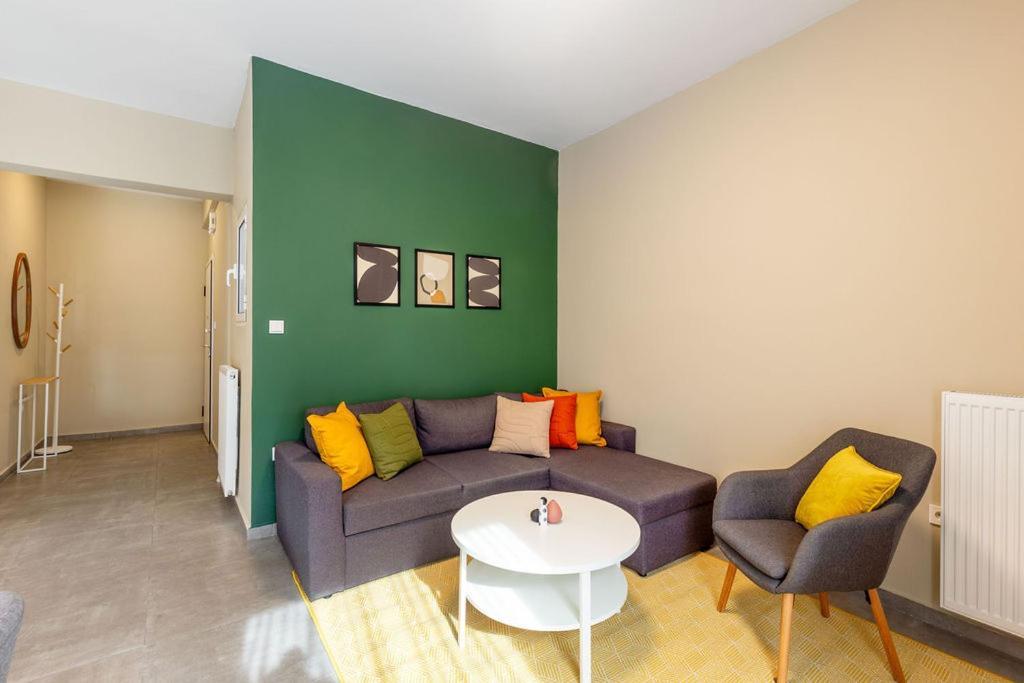 Snug By Zoia Living Apartment Athena Bagian luar foto