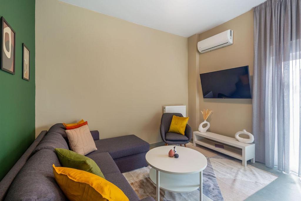 Snug By Zoia Living Apartment Athena Bagian luar foto