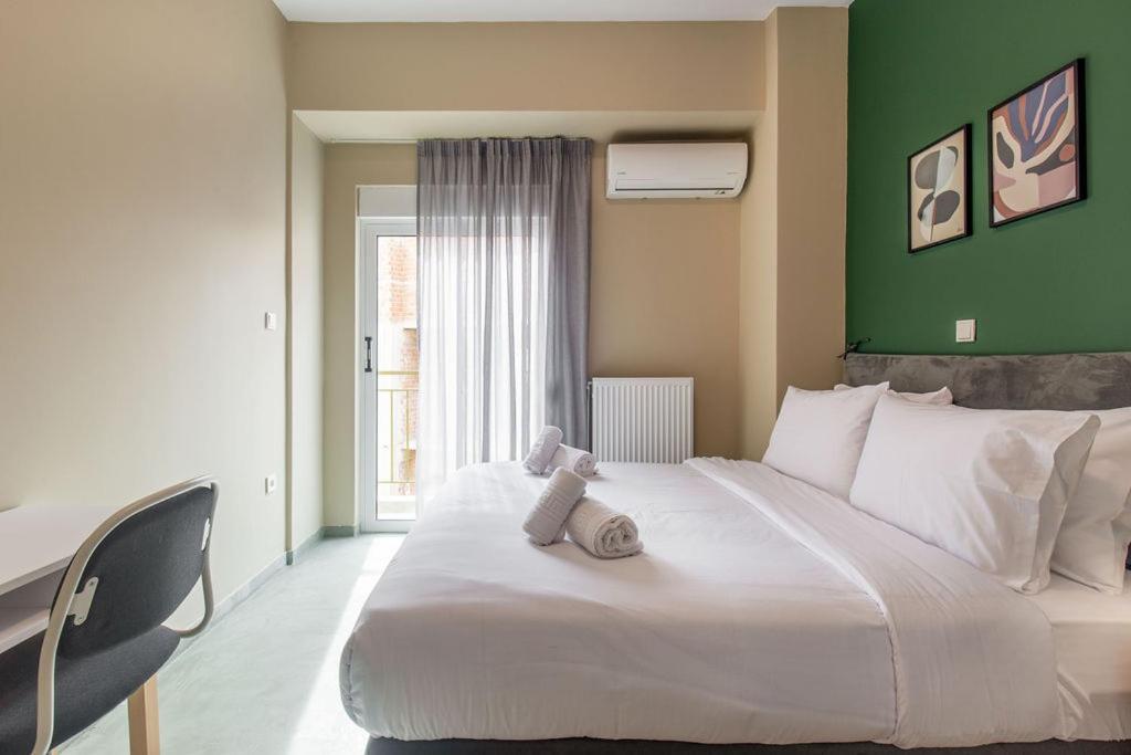 Snug By Zoia Living Apartment Athena Bagian luar foto