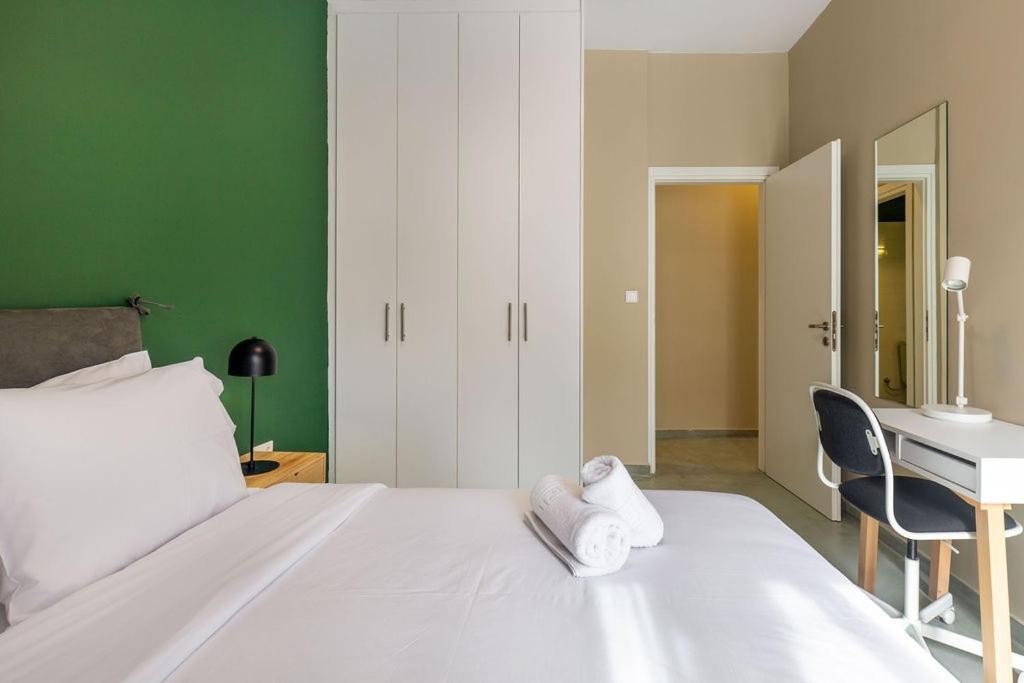 Snug By Zoia Living Apartment Athena Bagian luar foto